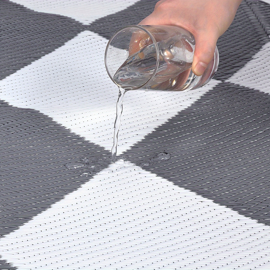 Outdoor Non Slip Area Rug for Camping and Patio Use