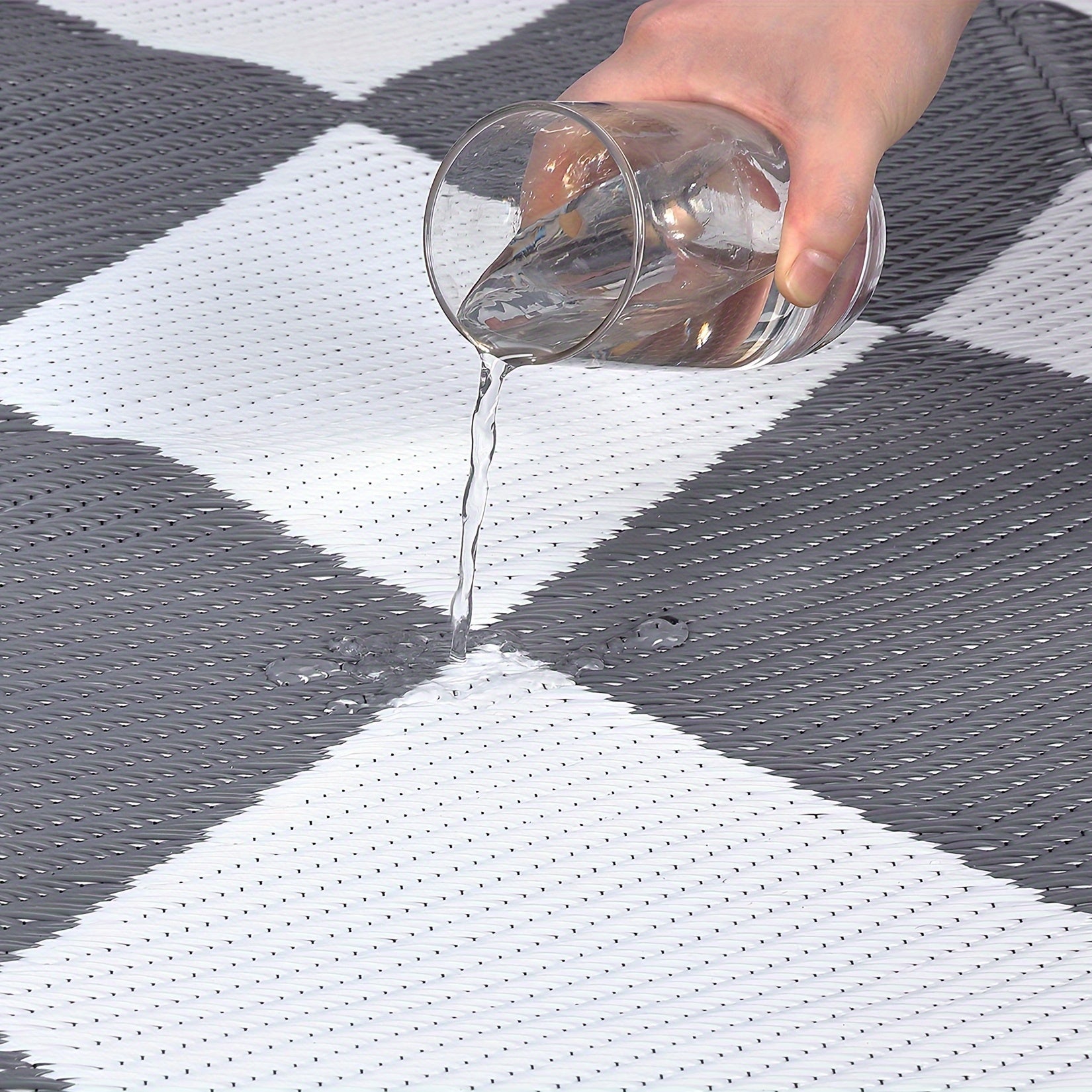 Outdoor Non Slip Area Rug for Camping and Patio Use